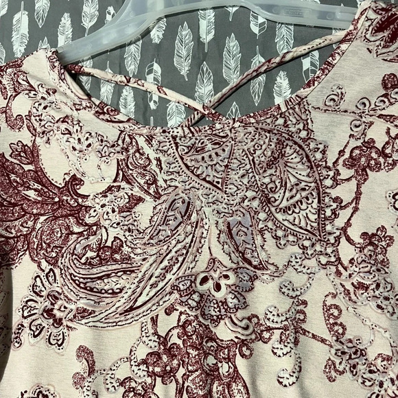 LAVISH Pink Paisley Top - Picture 2 of 5